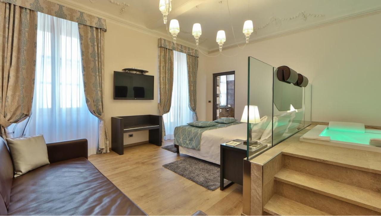 Western Genova 4* Turín