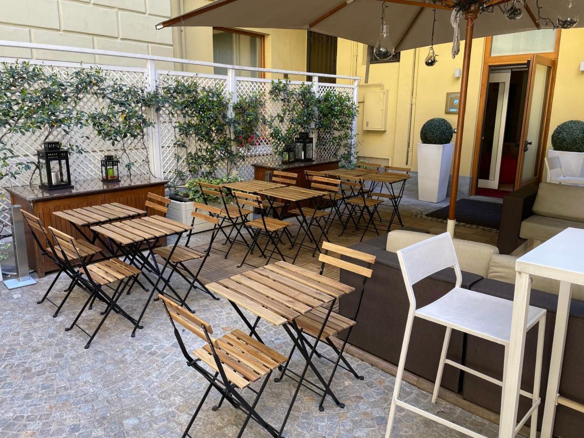 Western Genova Hotel 4*