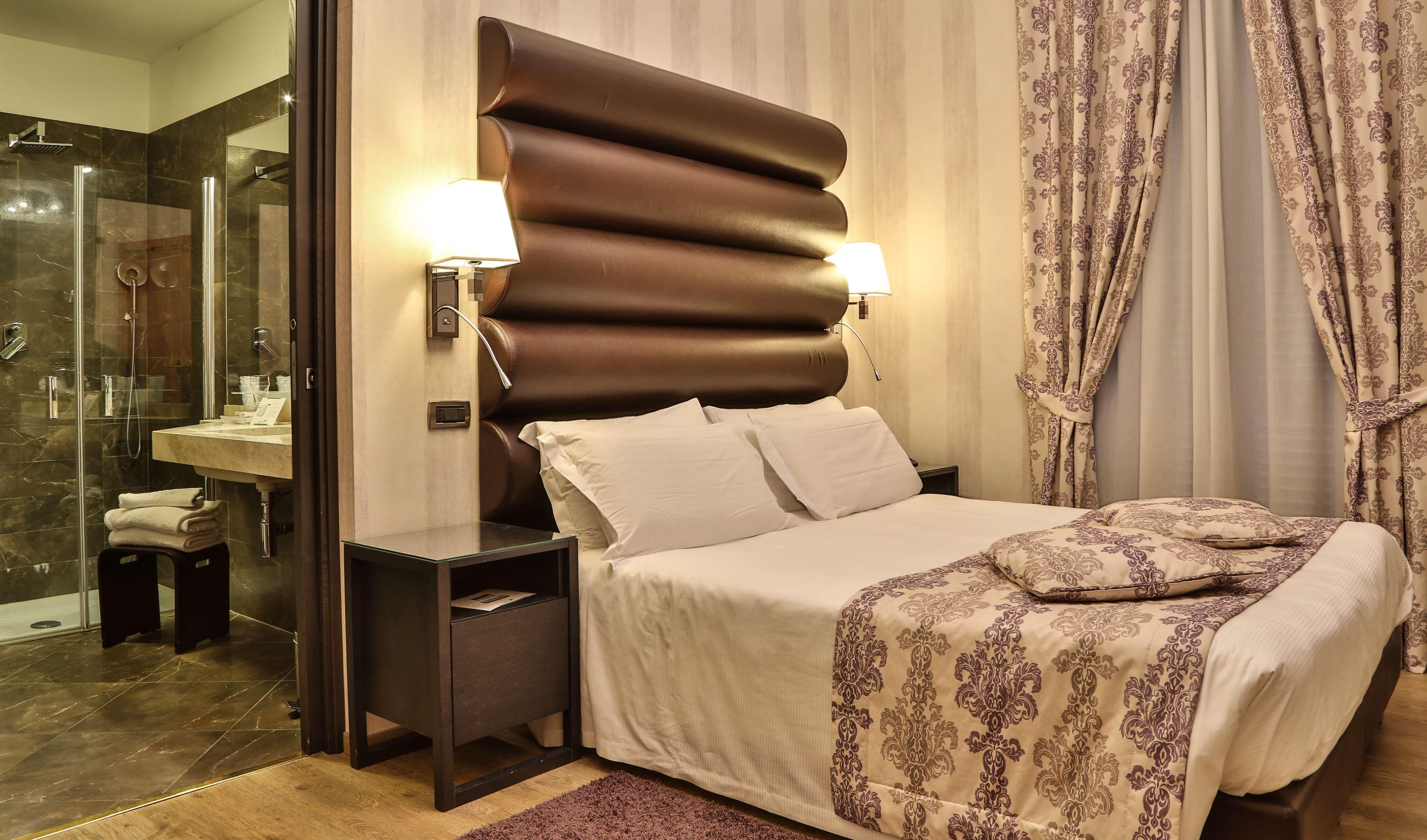 Western Genova Hotel