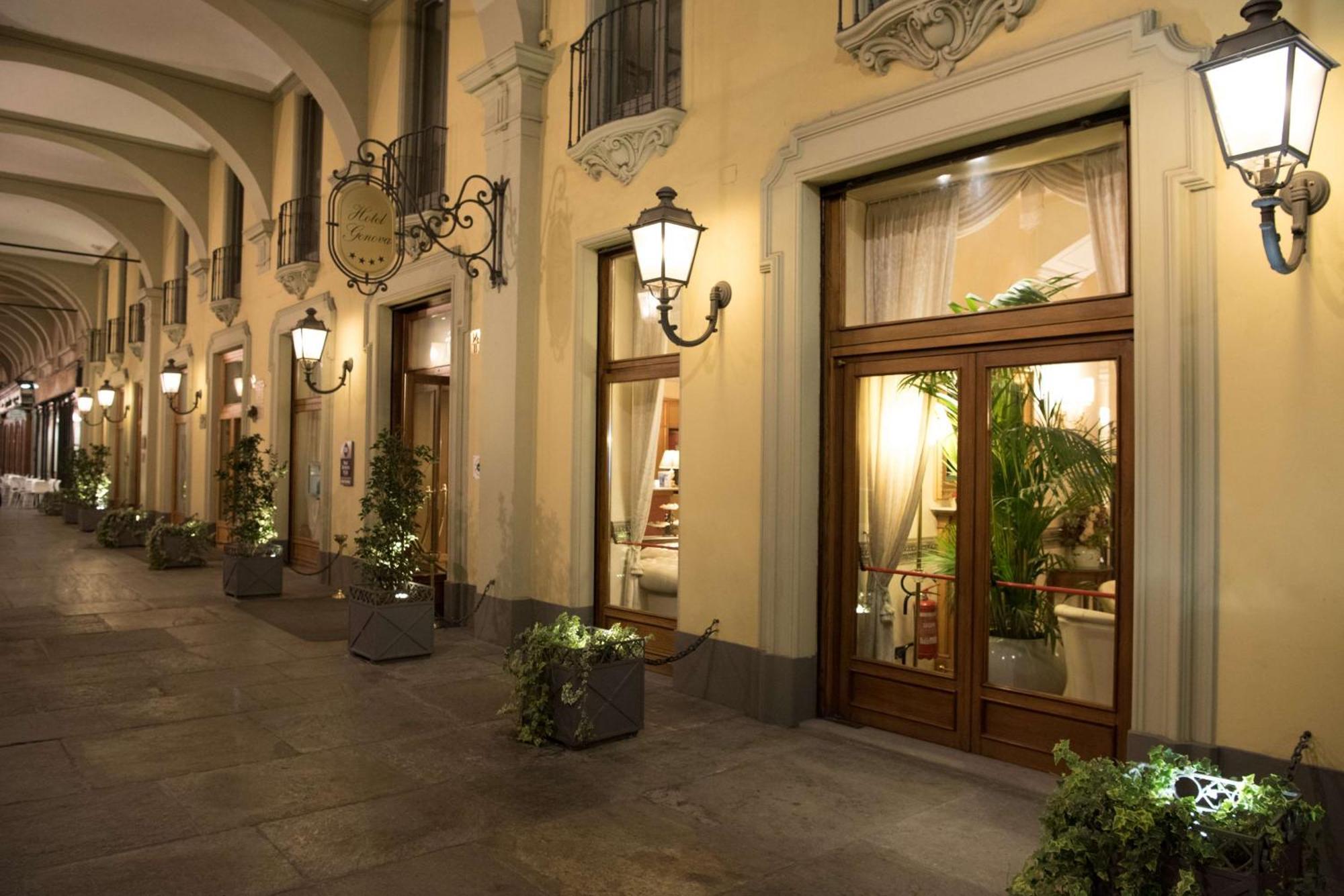Western Genova Hotel 4*