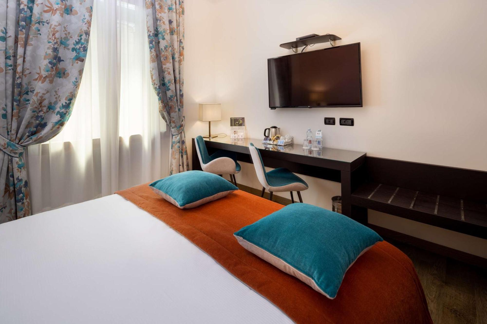 Western Genova Hotel