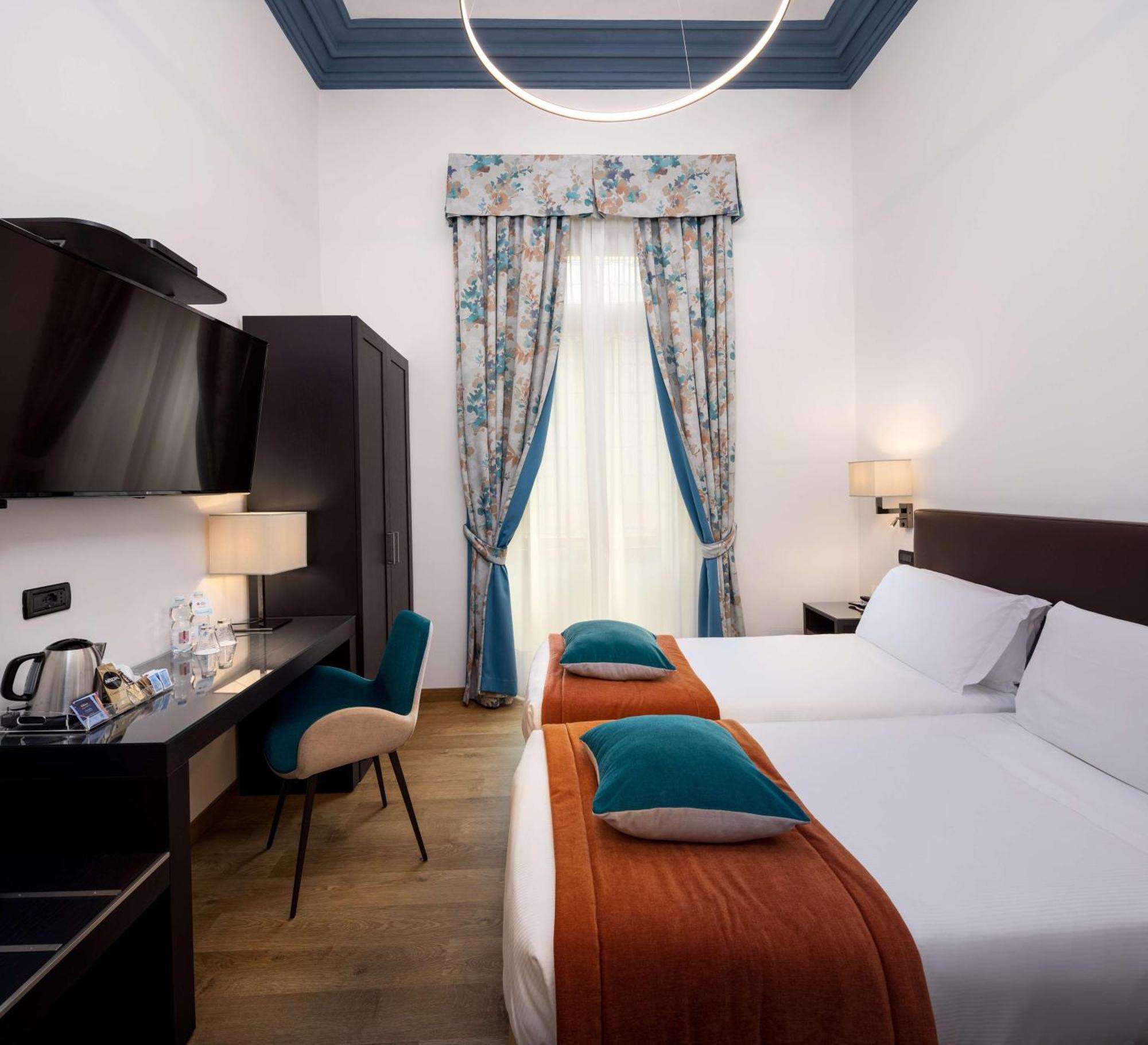 Western Genova 4* Turin