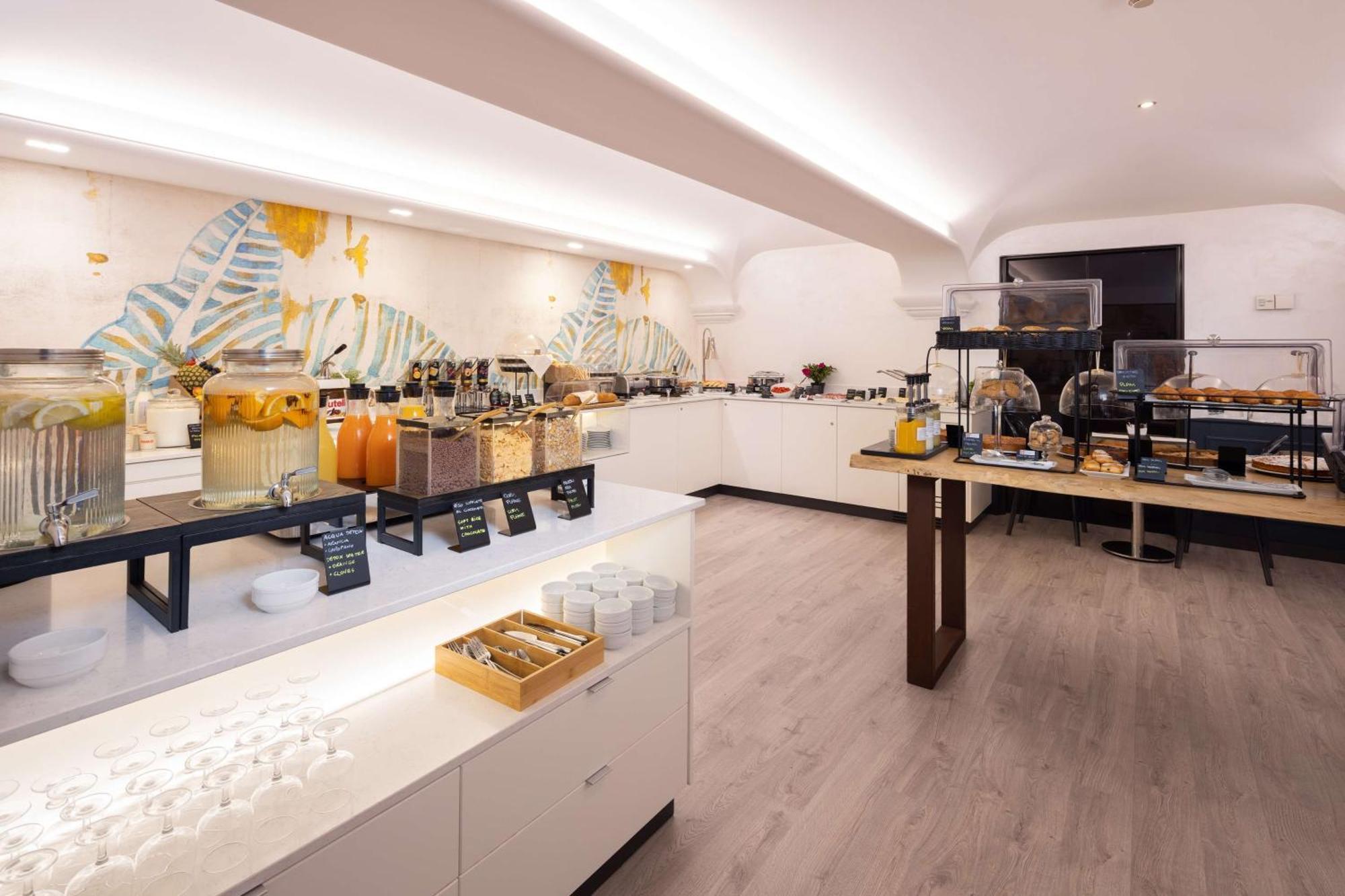 Hotel Western Genova 4*