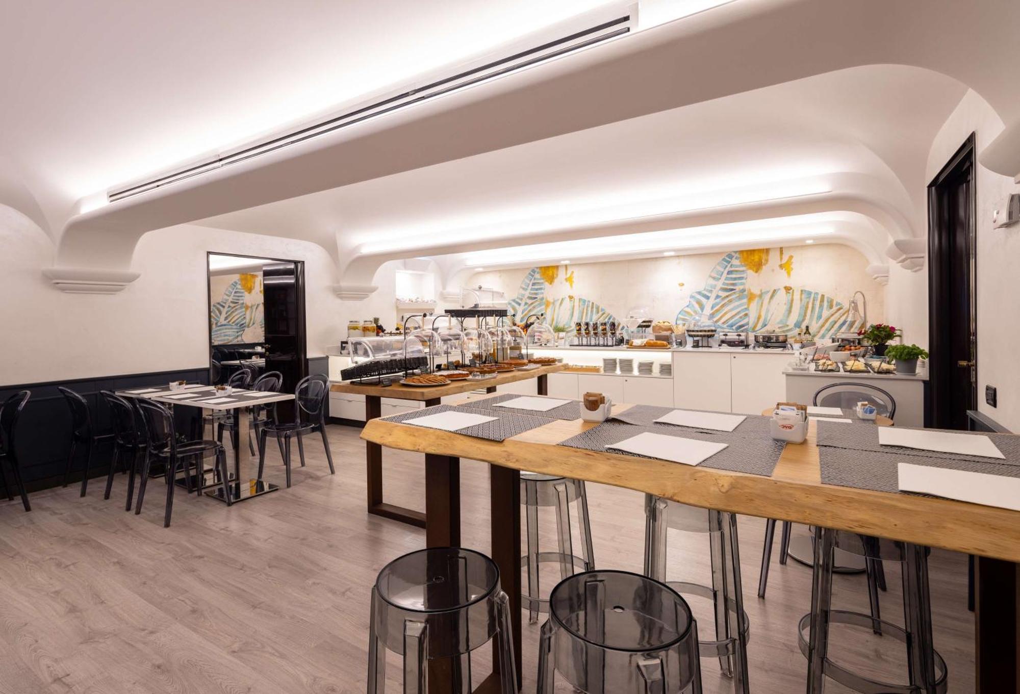 Hotel Western Genova 4*
